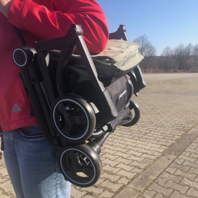 Nákupní taška se šesti kolečky Pocket Playmarket